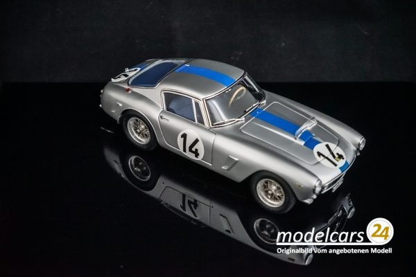 CMC Ferrari 250 GT SWB M-017