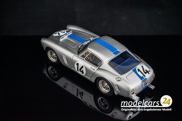 CMC Ferrari 250 SWB M-079 4