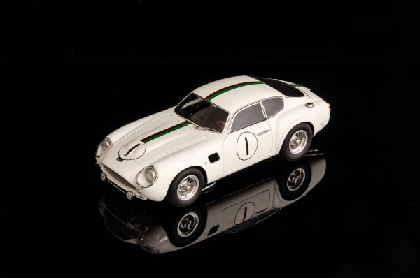 CMC Aston Martin DB 4 GT Zagato Le Mans-10