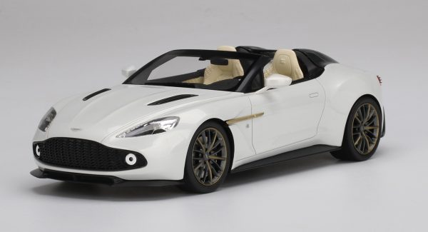 TSM Model True Scale Miniatures ASTON MARTIN VANQUISH ZAGATO SPEEDSTER ESCAPING WHITE TOP SPEED