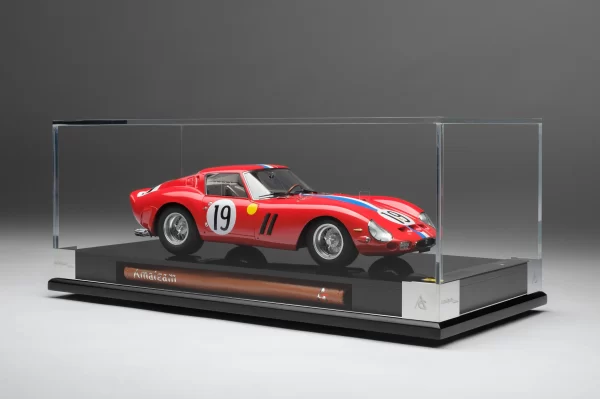 Ferrari 250 GTO M5903 00011 4000x2677 crop center scaled