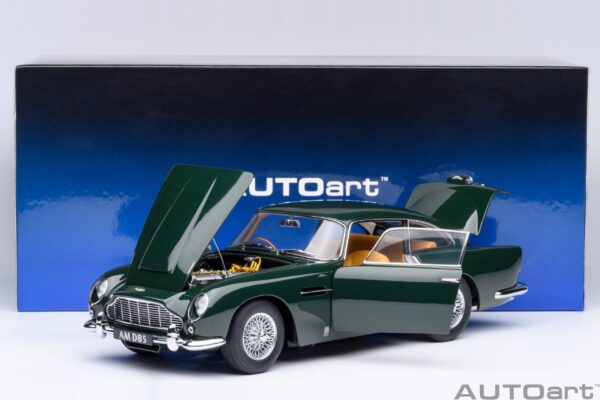 Autoart Aston Martin DB5 green