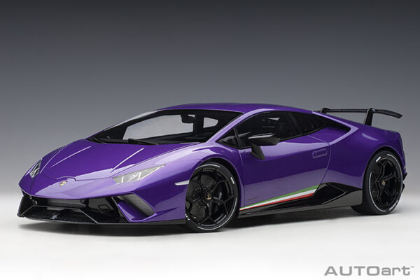 AUTOart 1:12 Lamborghini Huracán Performante 2017 (viola)