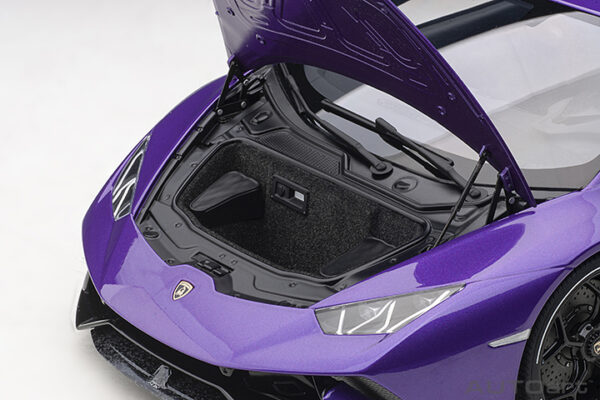 AUTOart 1:12 Lamborghini Huracán Performante 2017 (viola)