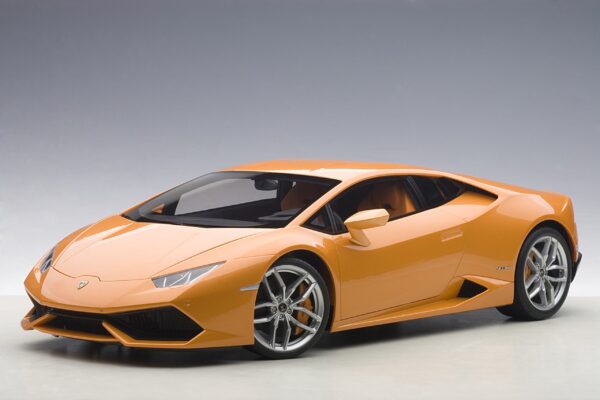 AUTOart Lamborghini Huracán LP610-4 (Arancio Borealis) 1:12