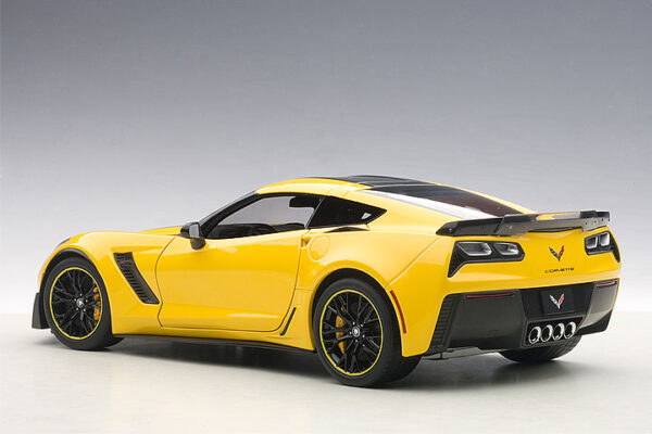 AUTOart Chevrolet Corvette C7 Z06 "C7R Edition" 2015 (corvette