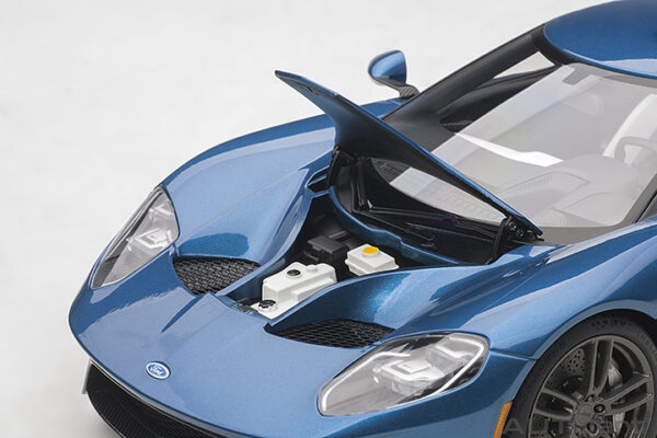 AUTOart Ford GT 2017 (liquid blue) (composite model:full