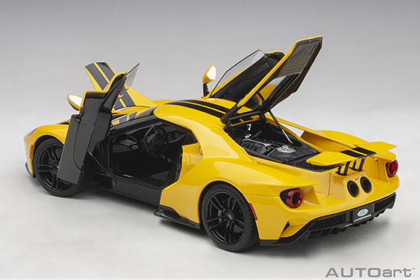 AUTOart Ford GT 2017 (triple yellow: black stripes) (composite