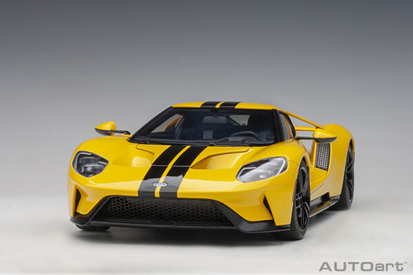 AUTOart Ford GT 2017 (triple yellow: black stripes) (composite