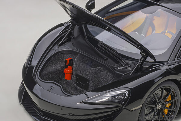 AUTOart McLaren 600LT 2019 (onyx black) (composite