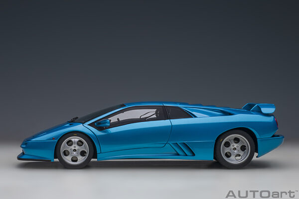 AUTOart Lamborghini Diablo SE30 1993 (blu sirena:met. blue)