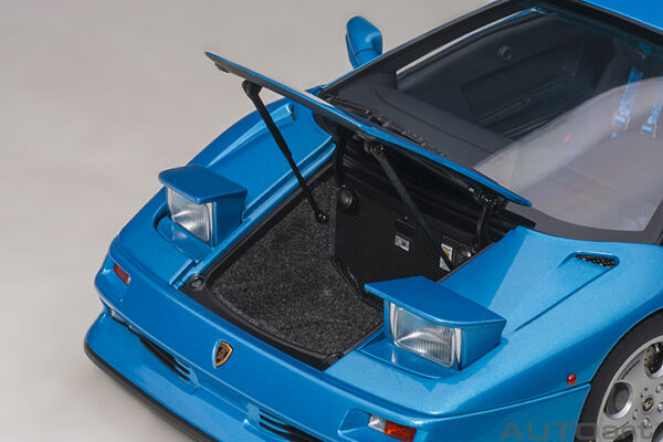 AUTOart Lamborghini Diablo SE30 1993 (blu sirena:met. blue)