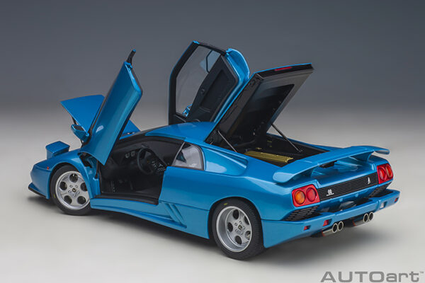 AUTOart Lamborghini Diablo SE30 1993 (blu sirena:met. blue)