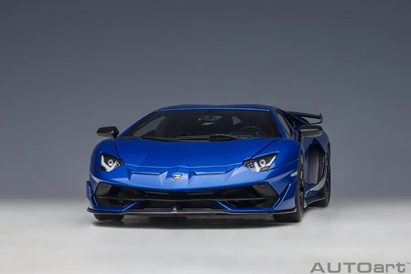 AUTOart Lamborghini Aventador SVJ 2019 (blu Nethuns : metallic blue)