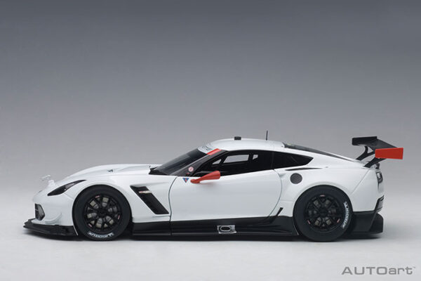 AUTOart Chevrolet C7.R Plain Body Version (white:red accents)