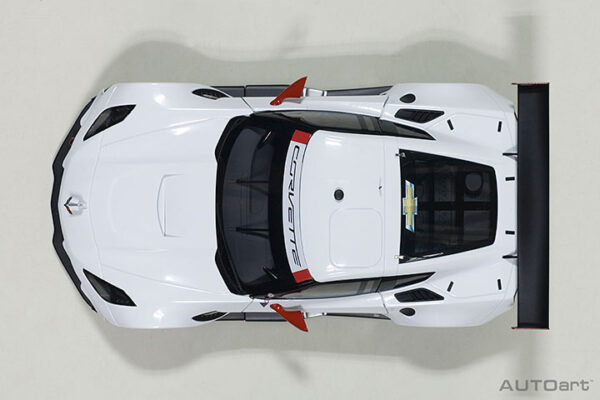 AUTOart Chevrolet C7.R Plain Body Version (white:red accents)