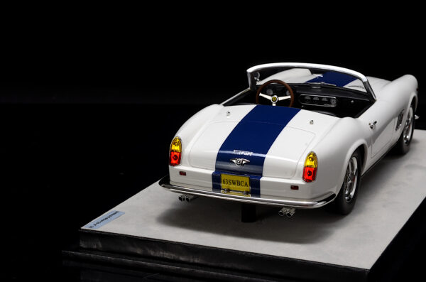 Modelcars24 Ferrari 250 California Blue Stripes Limited Edition one of 30 – Bild 4