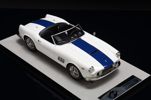 Modelcars24 Ferrari 250 California Blue Stripes