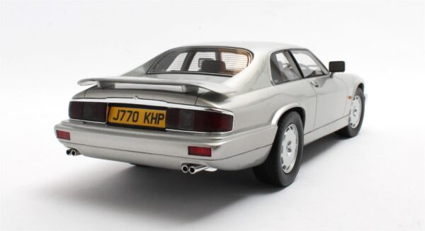 Cult Scale Jaguar XJR-S 1993 silver – Bild 2