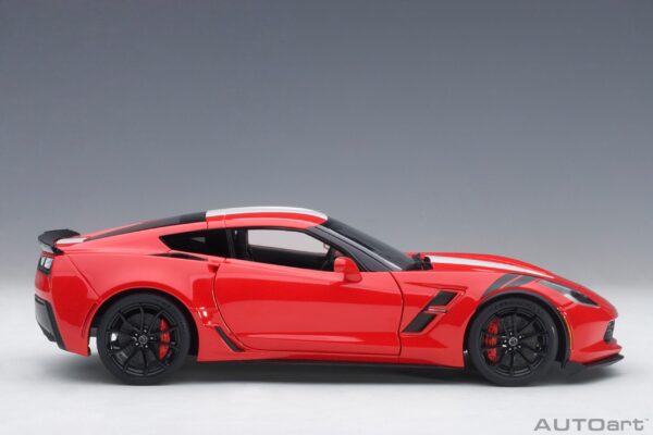 AUTOart Chevrolet Corvette C7 Grand Sport red/white stripes – Bild 13