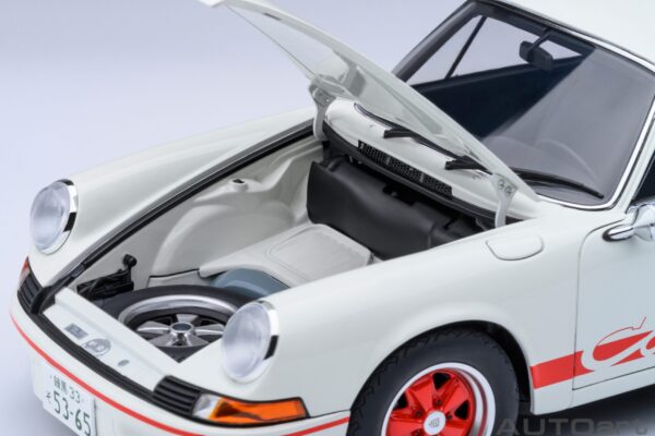 AUTOart Porsche 911 Carrera 2.7 RS (Grand Prix White with Red stripes) – Bild 3