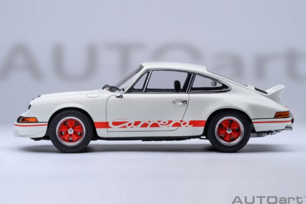 AUTOart Porsche 911 Carrera 2.7 RS (Grand Prix White with Red stripes) – Bild 4