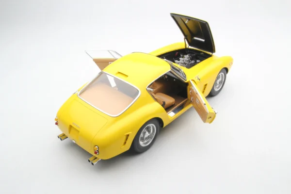 Amalgam Ferrari 250 GT Berlinetta 'SWB' (1961) 1:8 – Bild 25