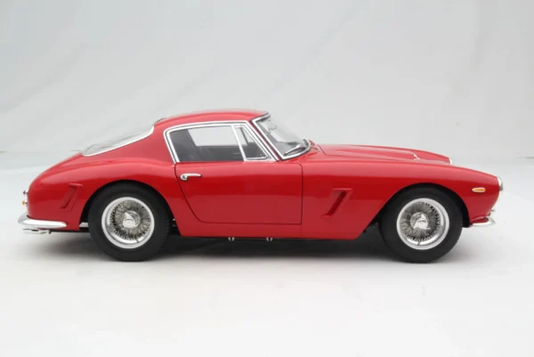 Amalgam Ferrari 250 GT Berlinetta 'SWB' (1961) 1:8 – Bild 7